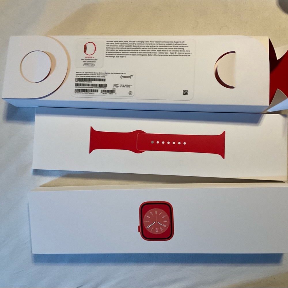 Apple Watch / Smartwatch Series 8 - Bold Red - Picture 5 of 8